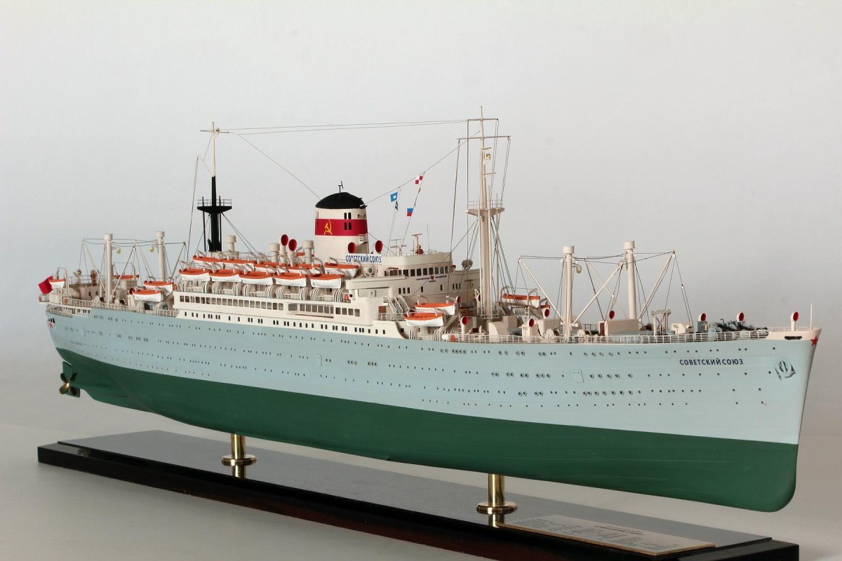 Теплоход Альберт баллин