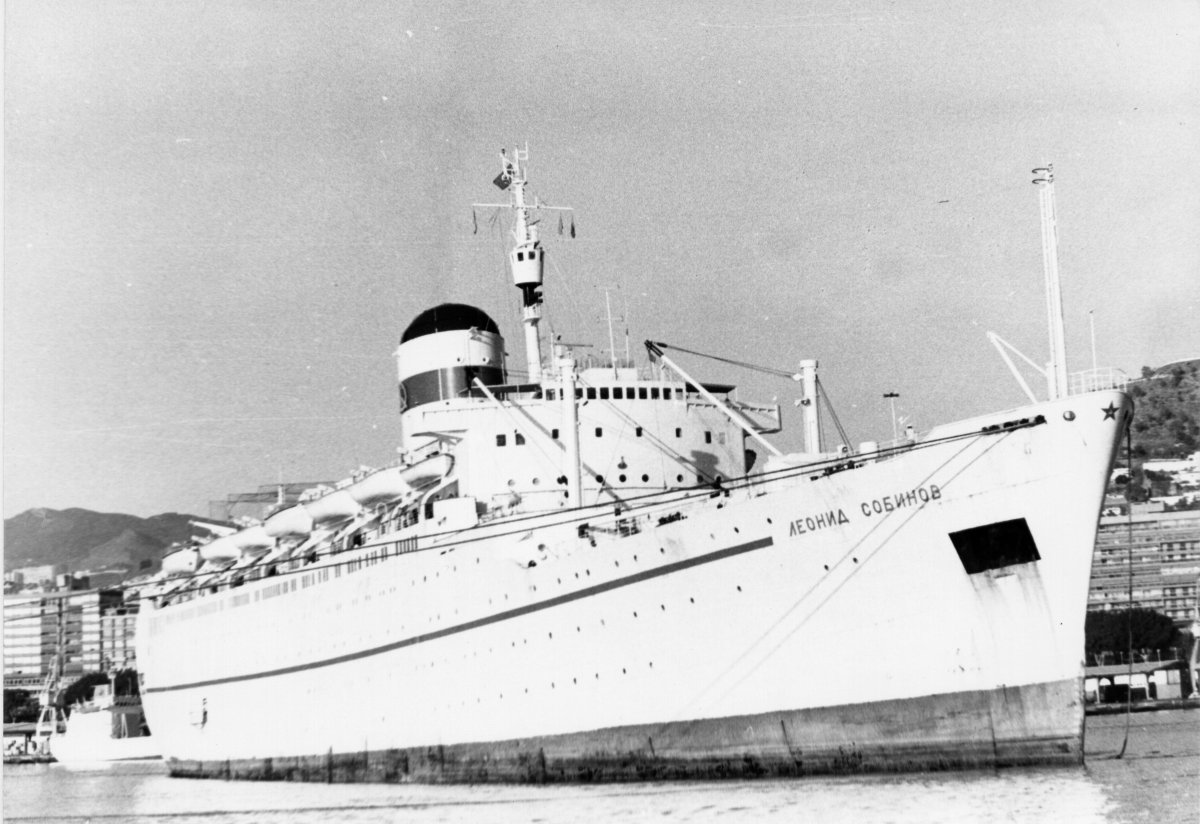 Теплоход Адольф Гитлер