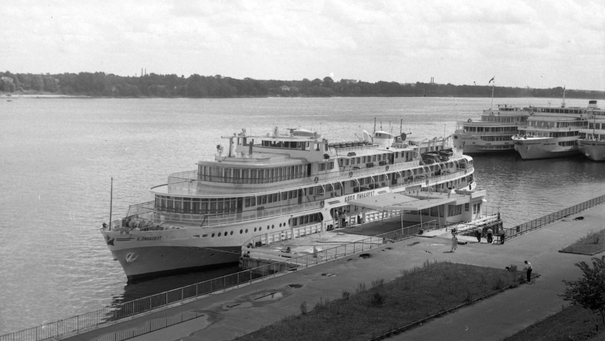 Теплоход Советский Союз