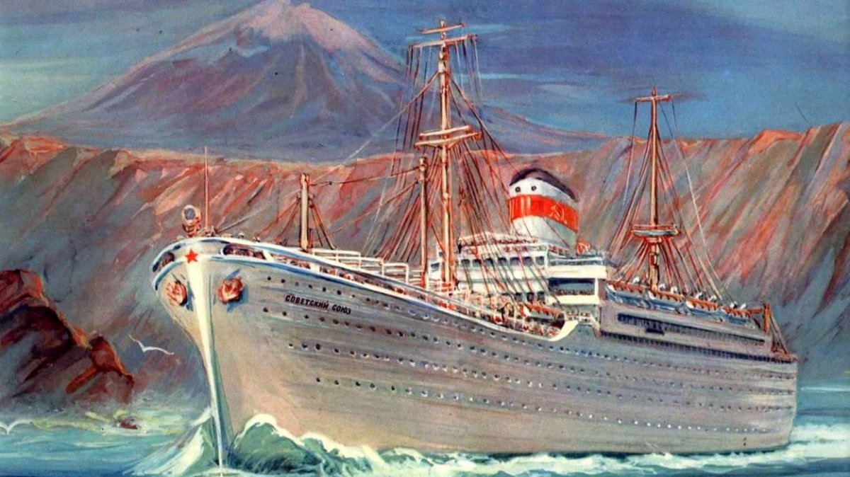 Петропавловск - Камчатский теплоход Советский Союз