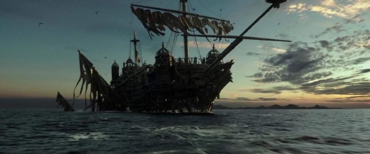 Пираты Карибского моря корабль Салазара