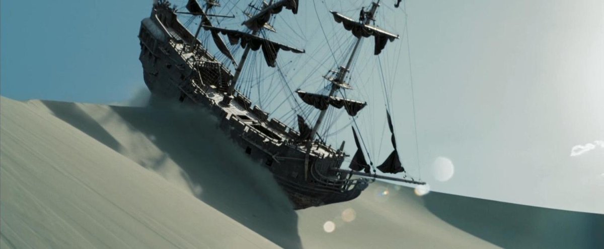 Черная Жемчужина из пиратов Карибского моря