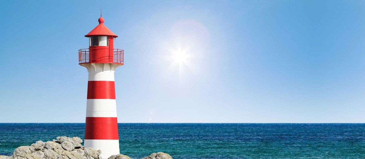 Маяк красно белый