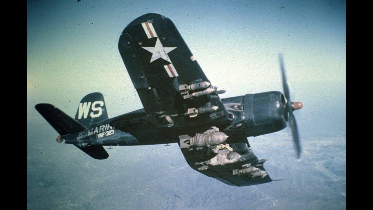 F4u-4b Corsair
