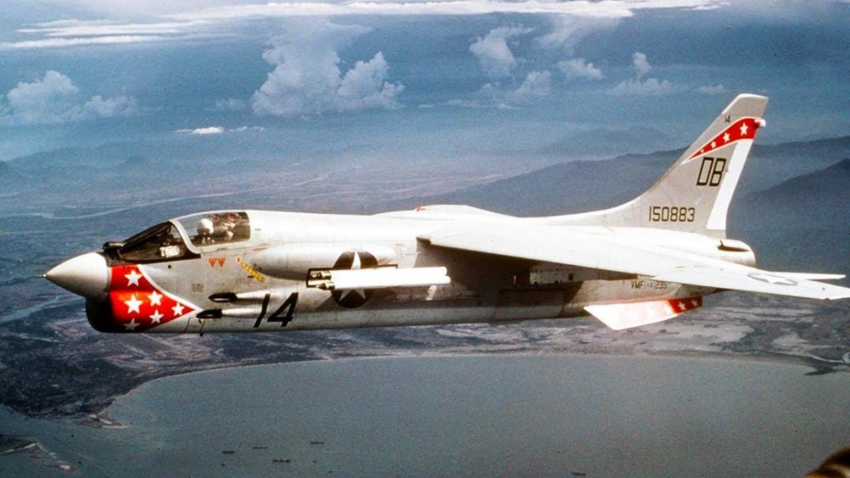 F8u-2 Crusader