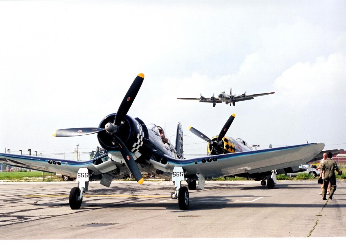 F4u-4 Corsair