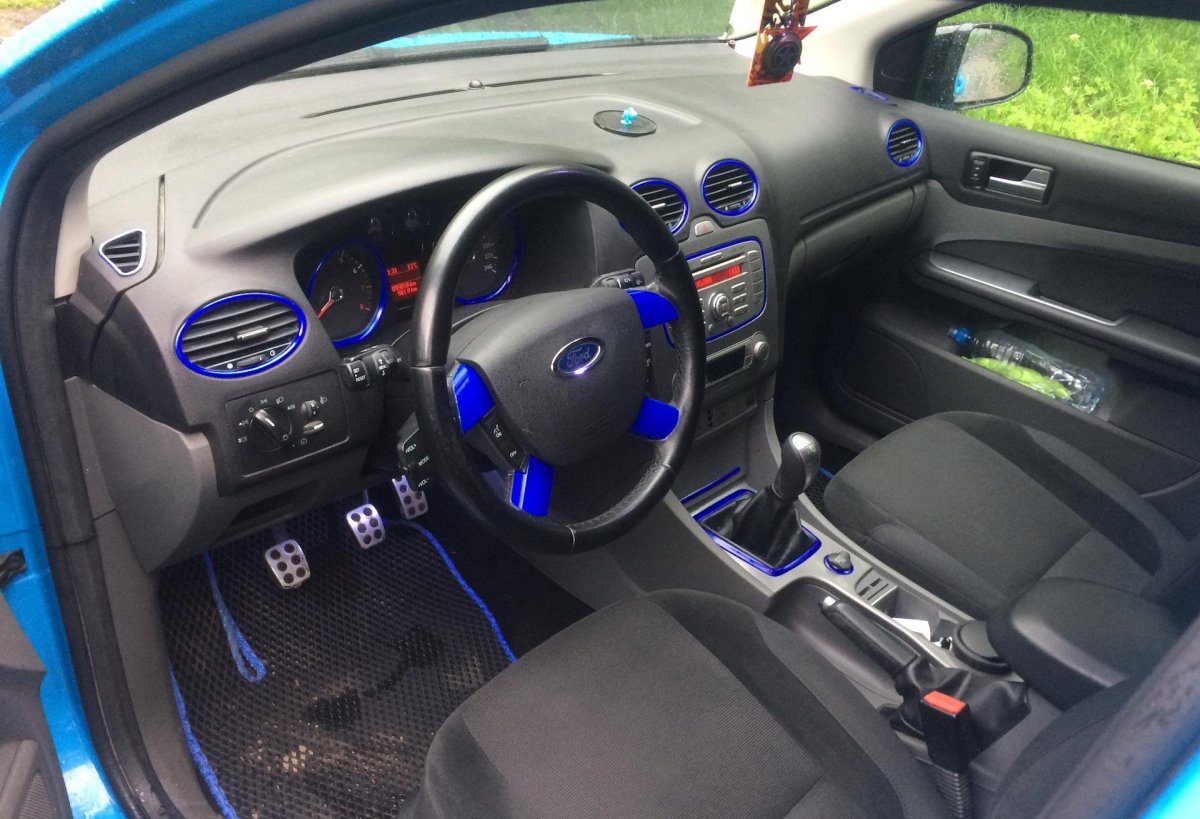 Ford Focus 1 хэтчбек салон