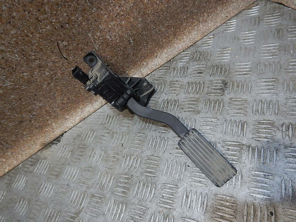 Проводка педали газа Митсубиси л200