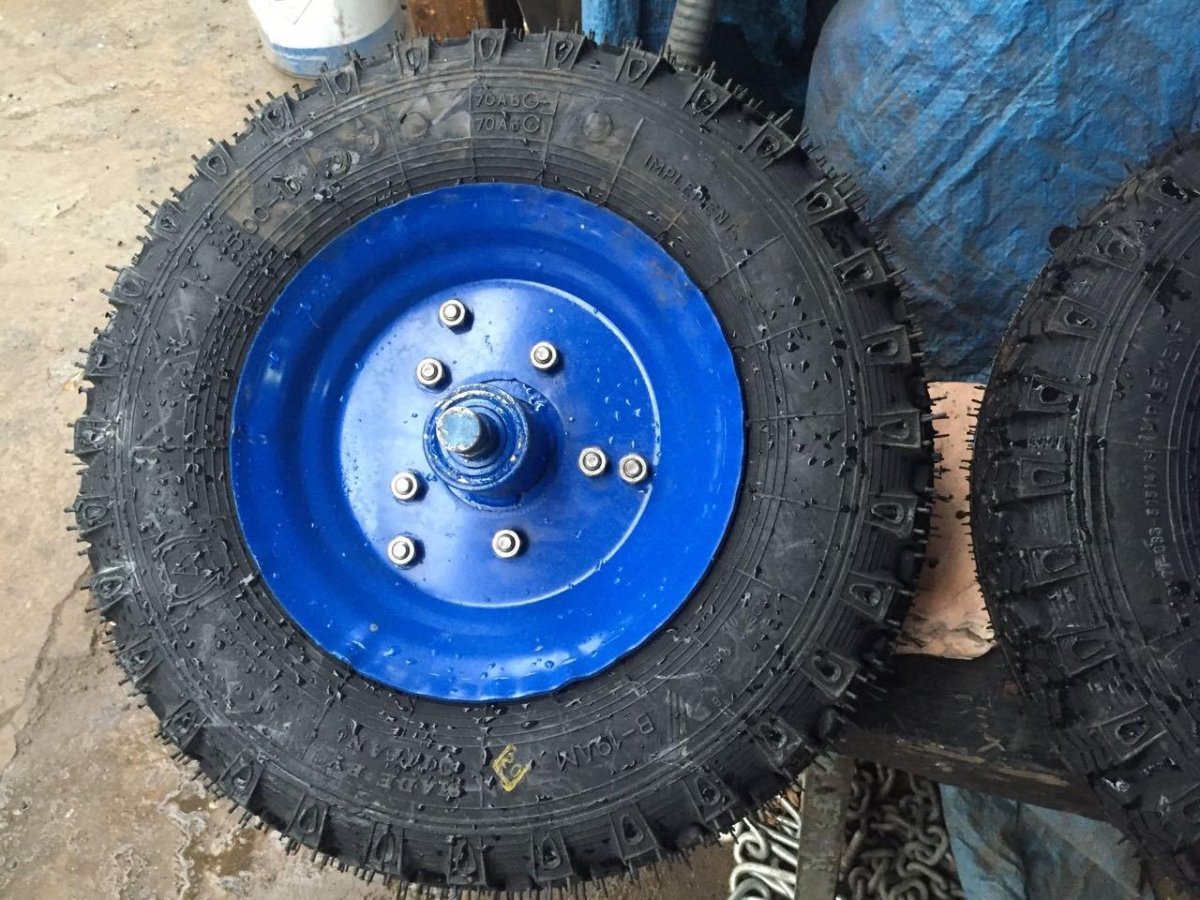 Колесо опорное (5.00х10) (на щетку ИУЦЛ31.00.000-01) МТЗ-80/82