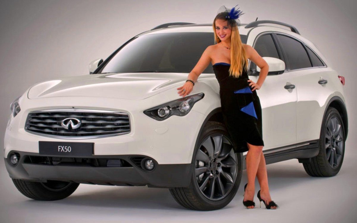 Infiniti fx50 с девушками