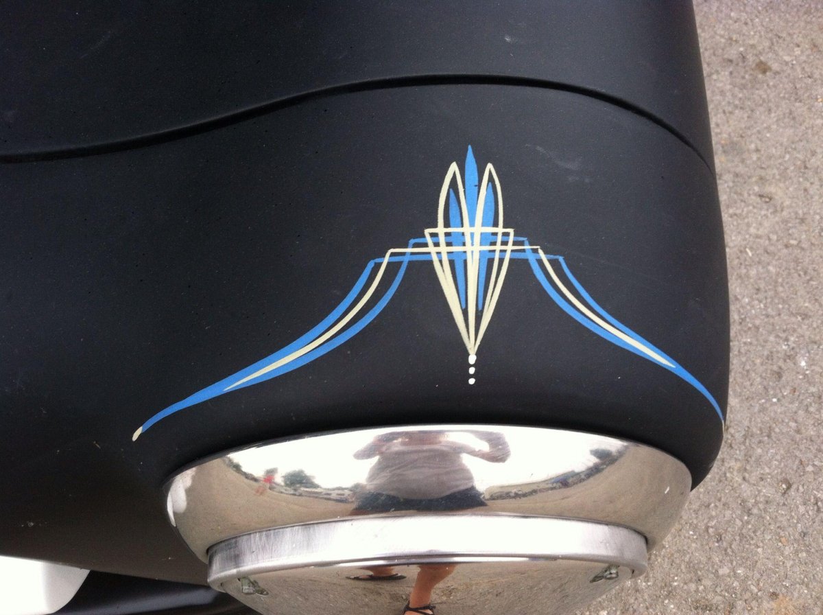 Пинстрайпинг ГАЗ 24