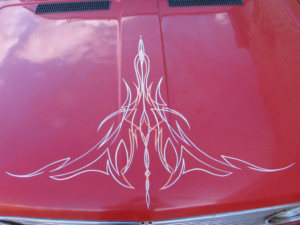 Пинстрайпинг ВАЗ 2103