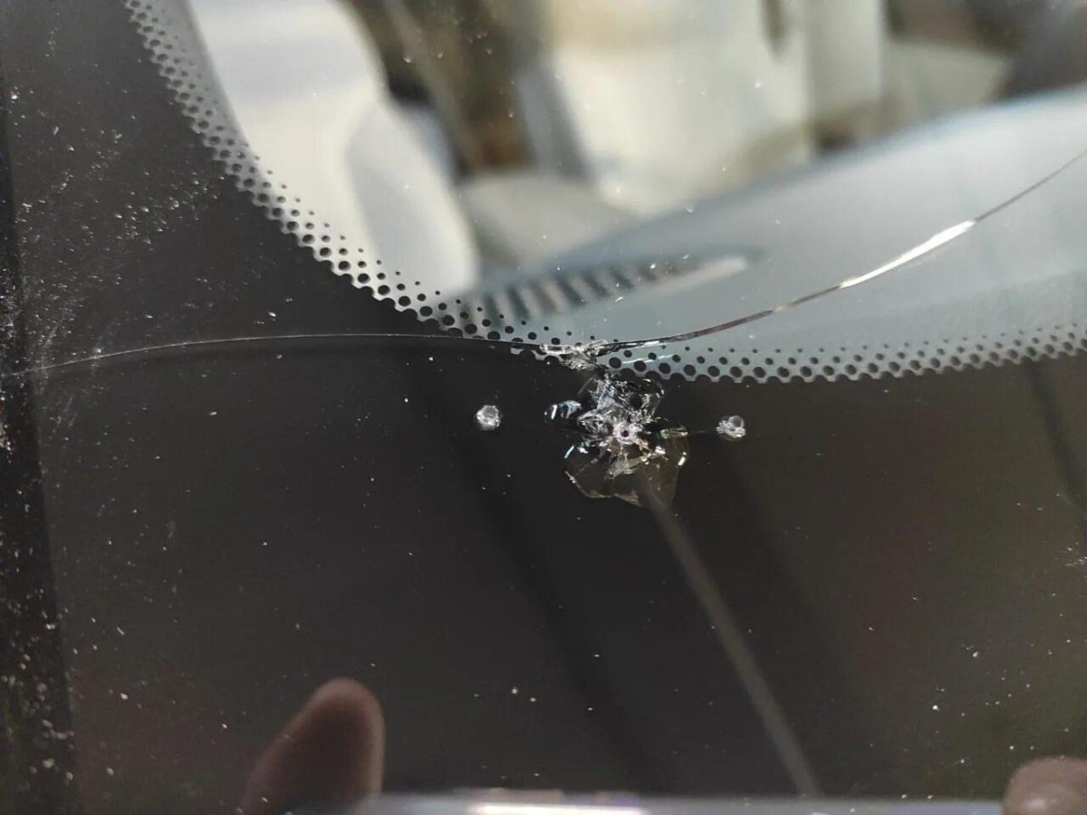 Скол на лобовом