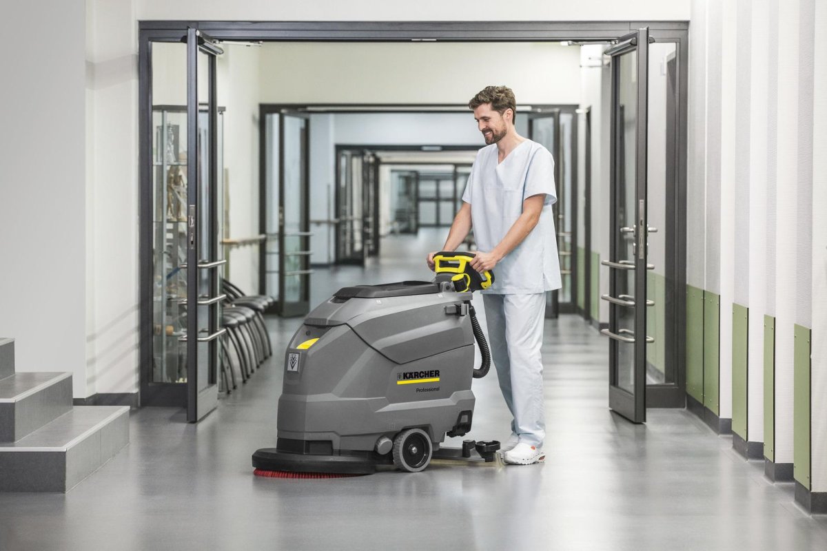 Машина поломоечная Karcher bd50/50