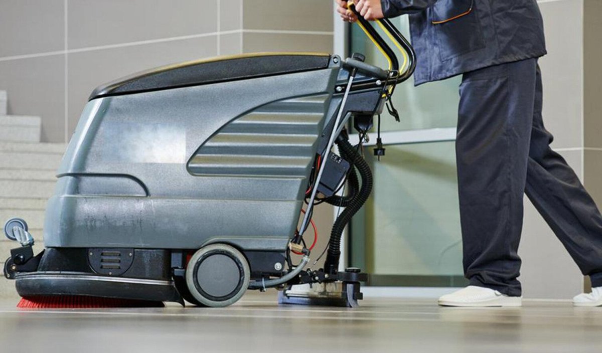 Клининг поломоечная машина