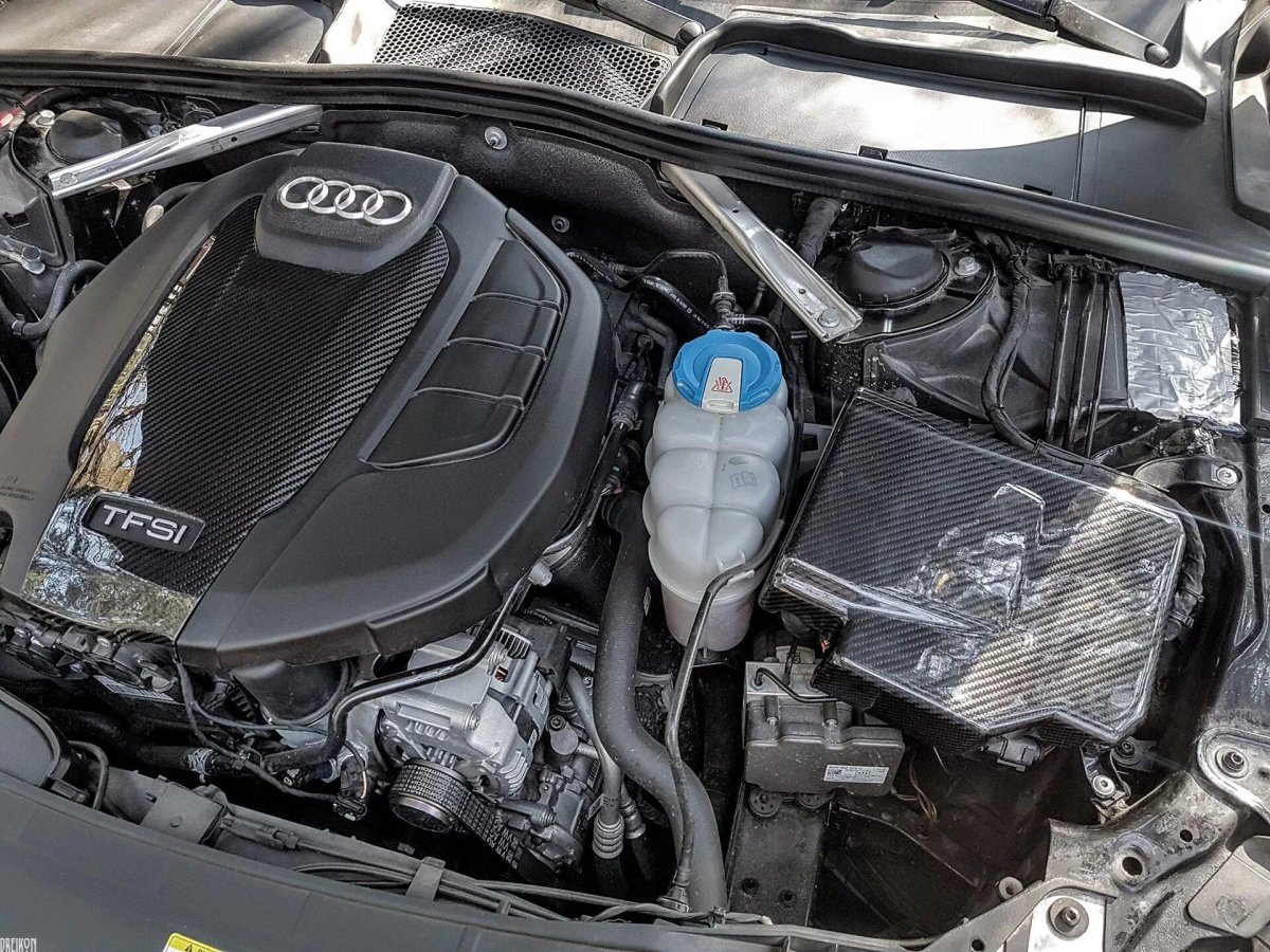 Audi a5 подкапотка