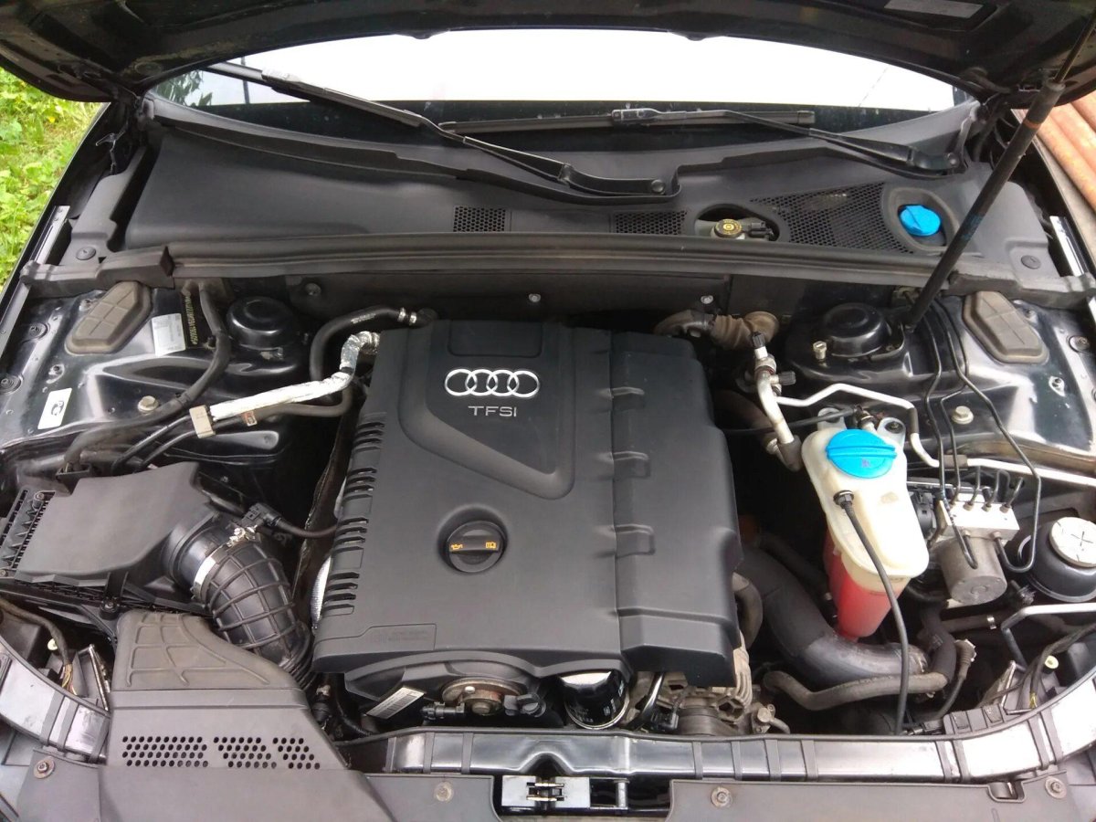 Мойка подкапотного пространства Audi a4 b8