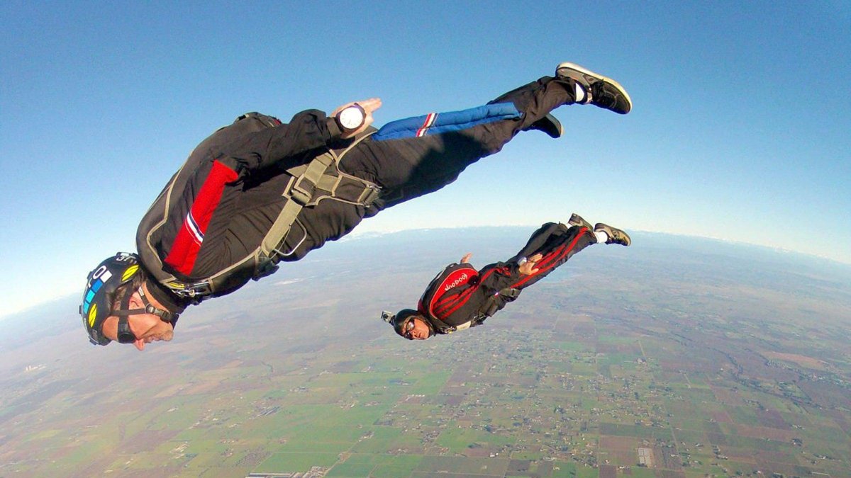 Прыжок с парашютом