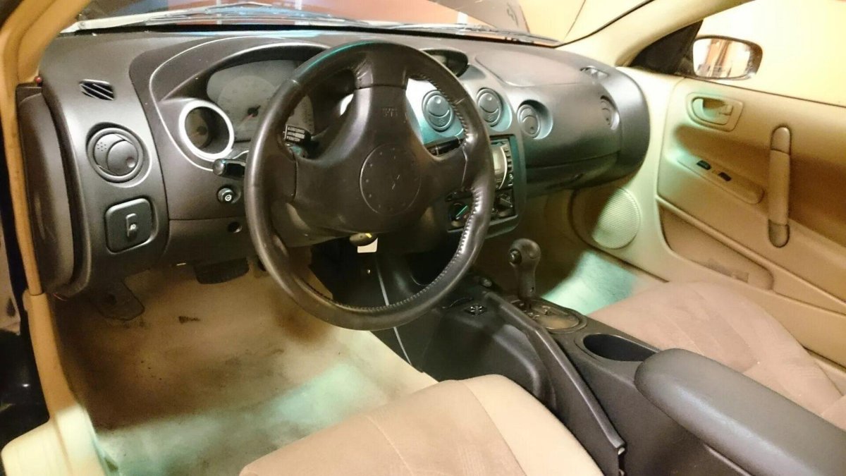 Mitsubishi Eclipse 3g салон