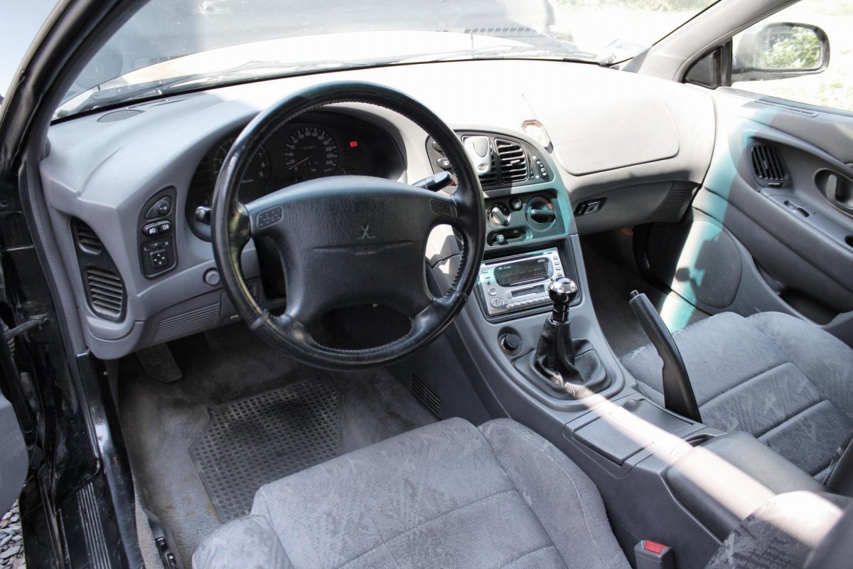 Mitsubishi Eclipse 1995 салон