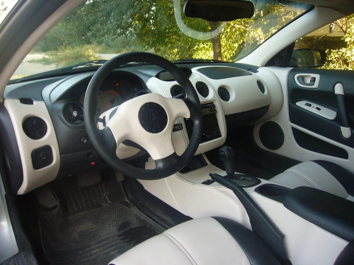 Mitsubishi Eclipse 3 салон