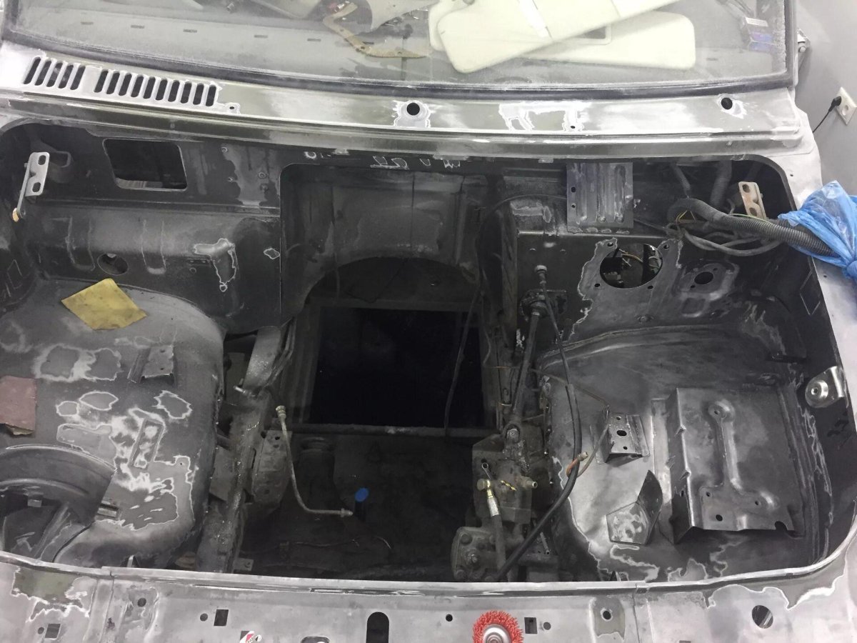 Подкапотка УАЗ 3151