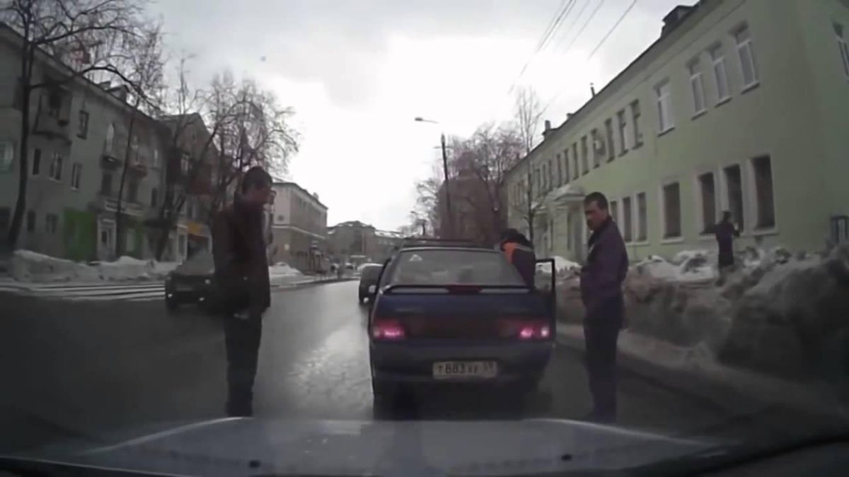 Автоподстава видео