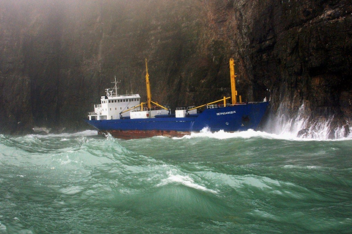 Траулер Баренцево море