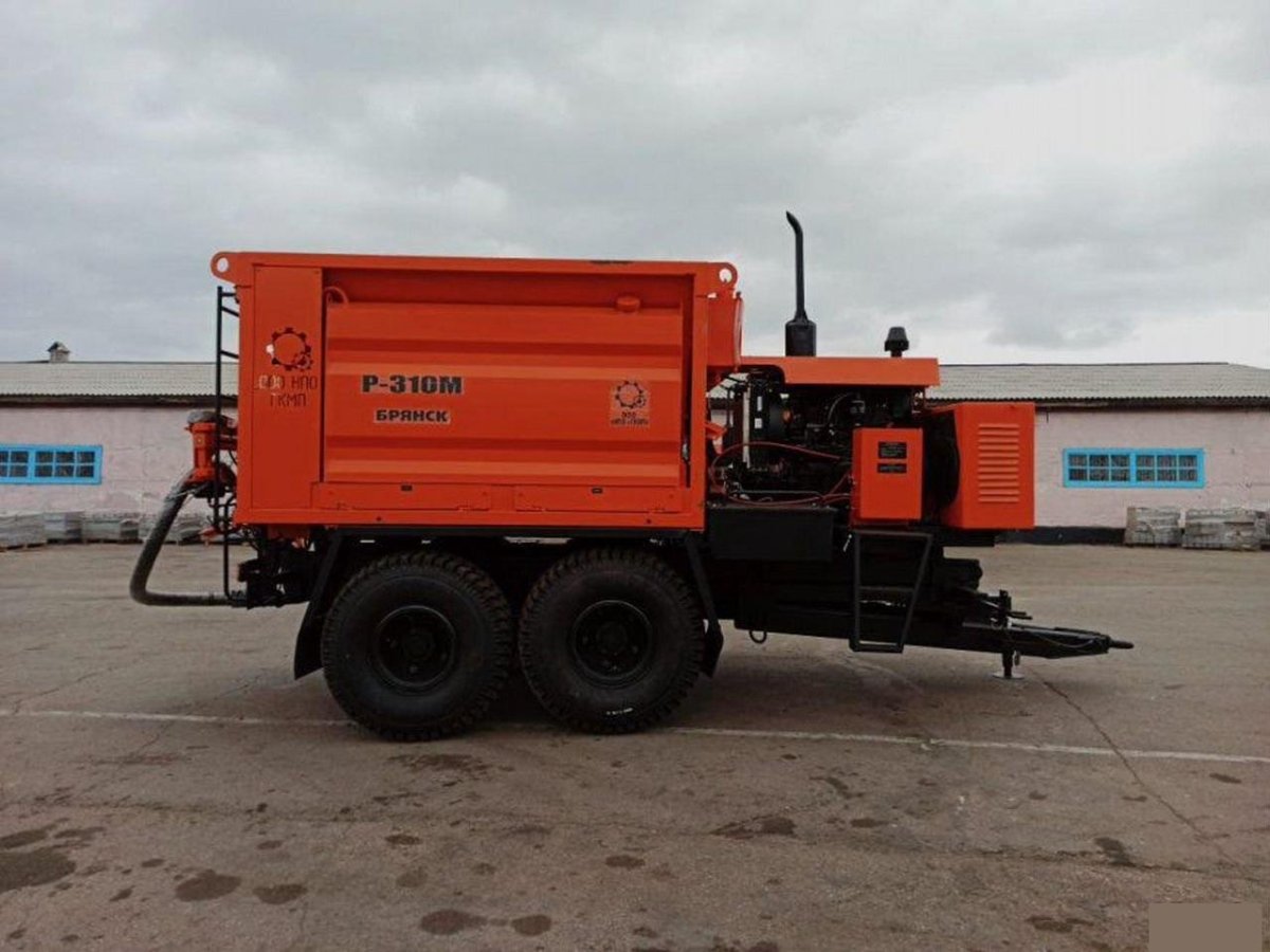 Р-310м машина для ямочного ремонта