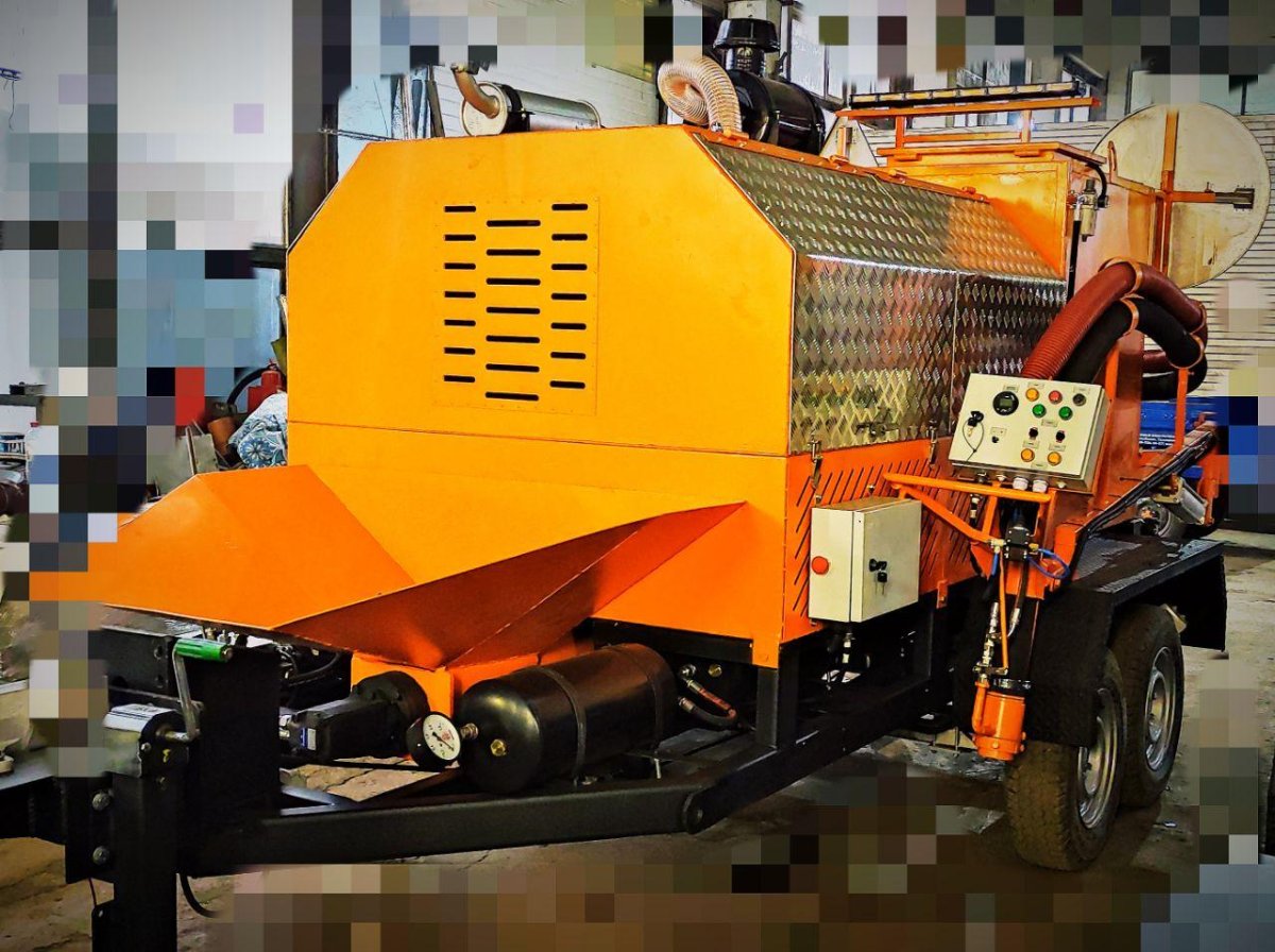 Машина со стрелой асфальтобетон