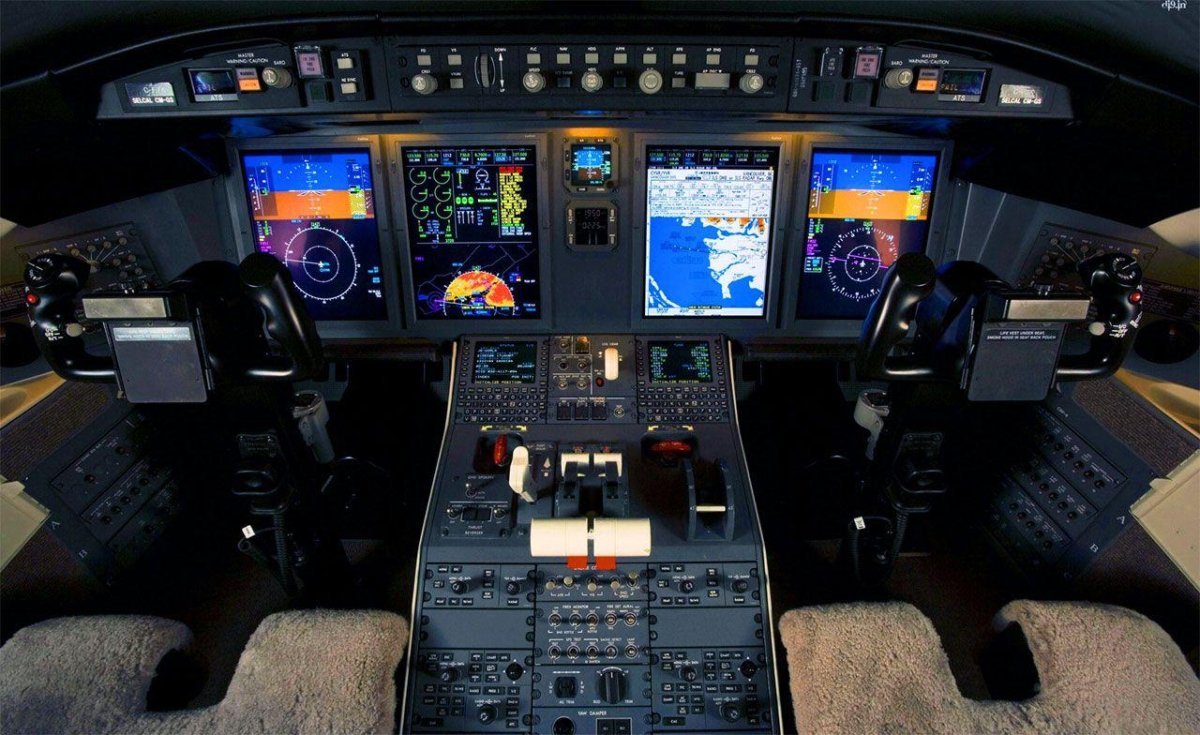 Bombardier Challenger 800 кабина
