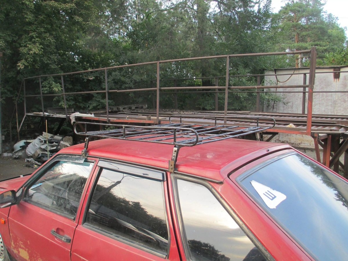 Багажник на крышу автомобиля ВАЗ 2114
