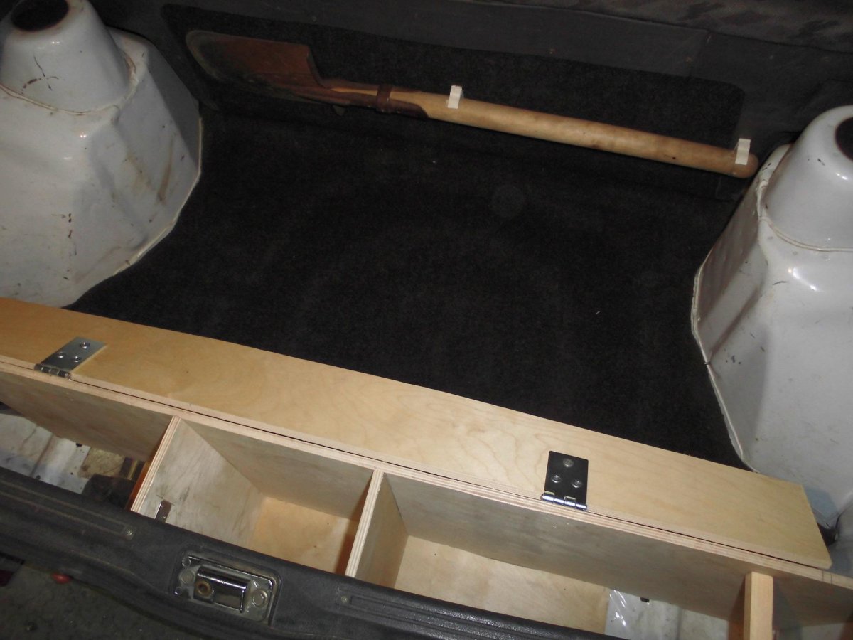 Ящик в багажник ВАЗ 2107