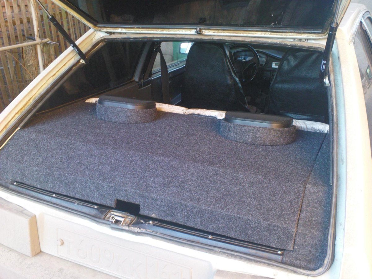 Акустическая полка багажника ВАЗ 2114