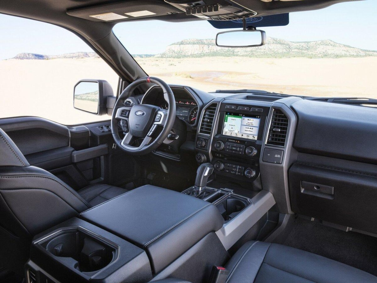 Ford f150 Raptor Interior