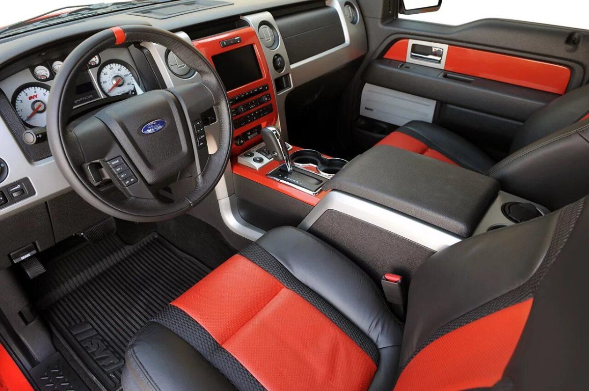 Ford f-150 SVT Raptor Interior