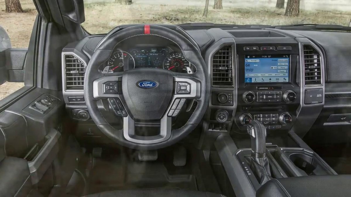 Форд ф150 Раптор салон