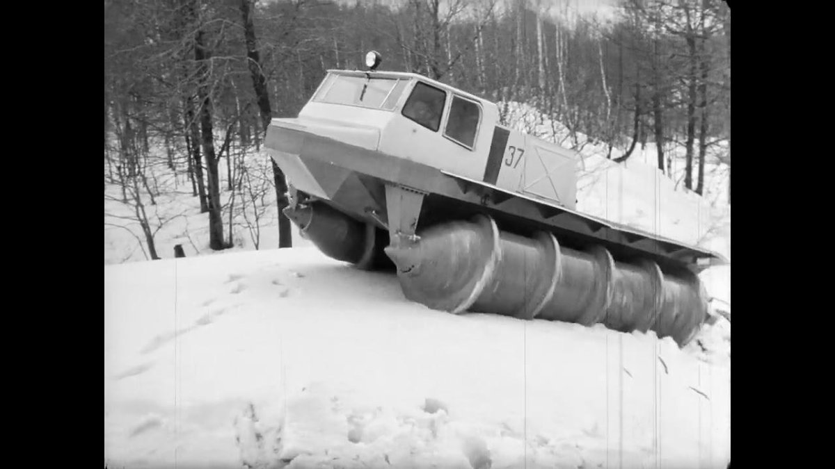 Шнековый вездеход ЗИЛ-4904