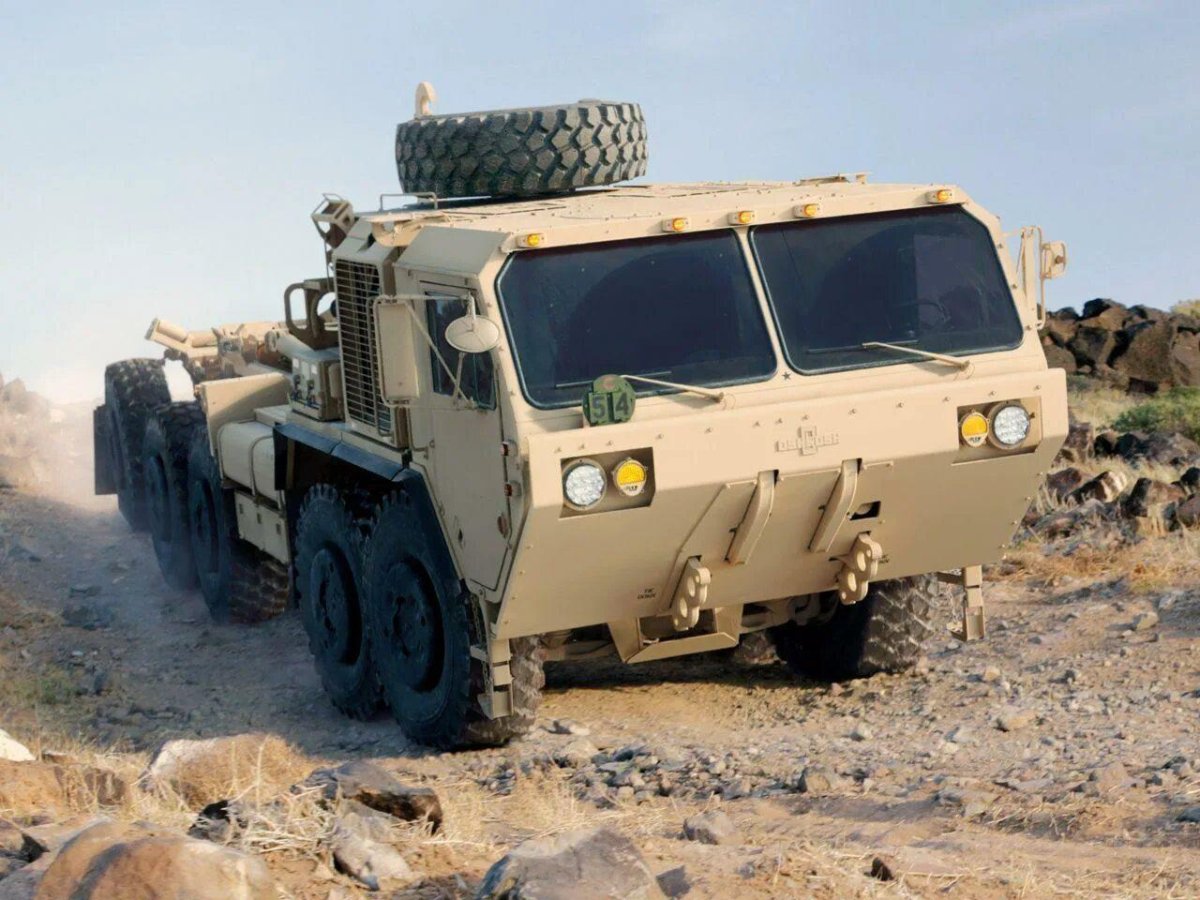 Oshkosh m1075