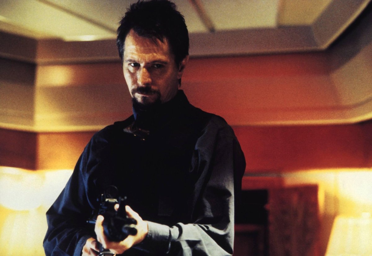 Гэри Олдман самолет президента