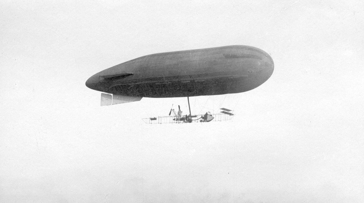 Дирижабль Россия 1885