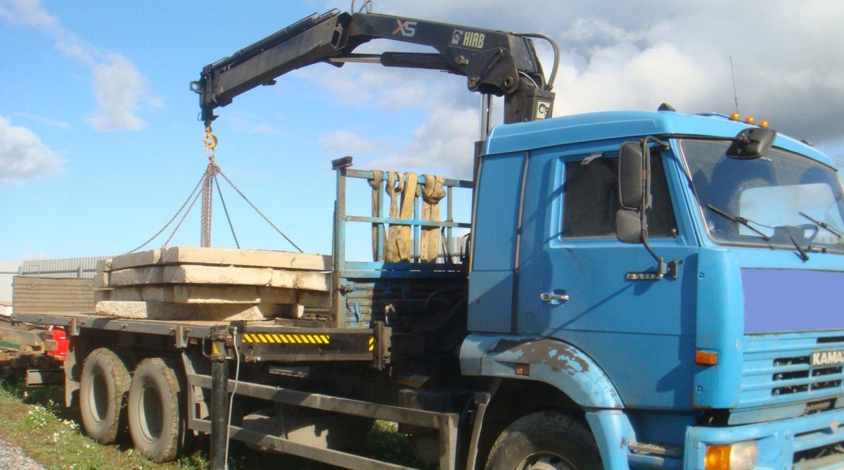 КАМАЗ 53215 манипулятор