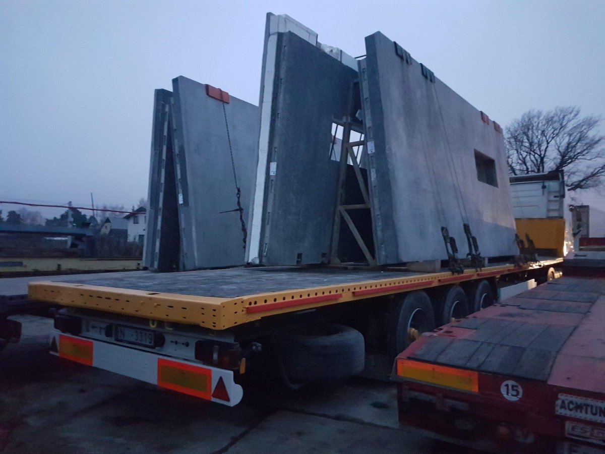 Перевозка стекла в фуре