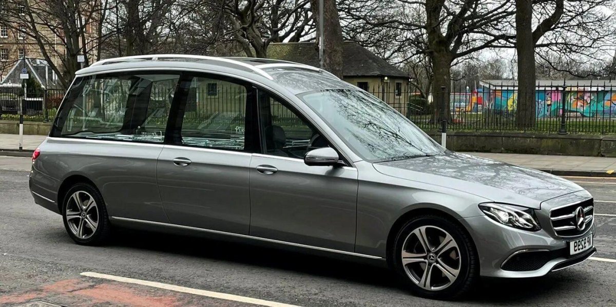 Мерседес 124 катафалк