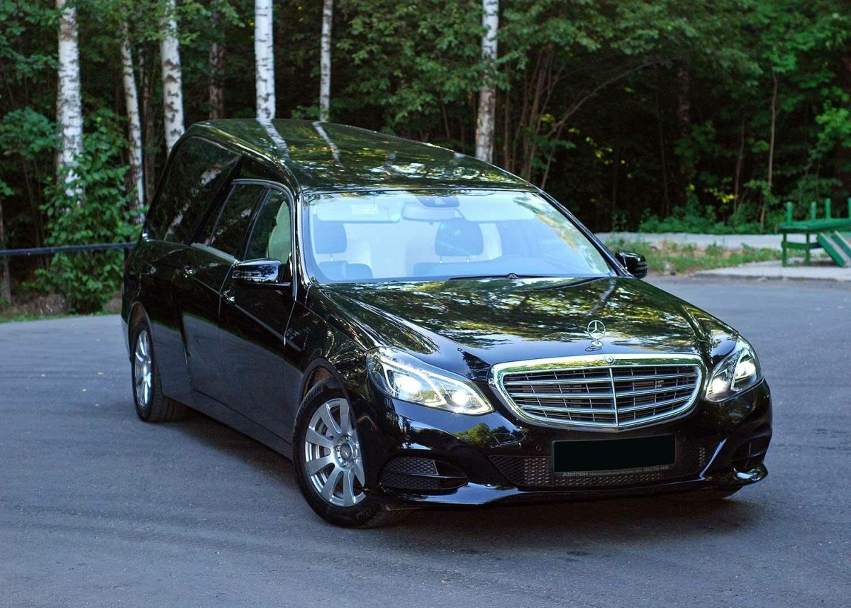 Катафалк Мерседес 222