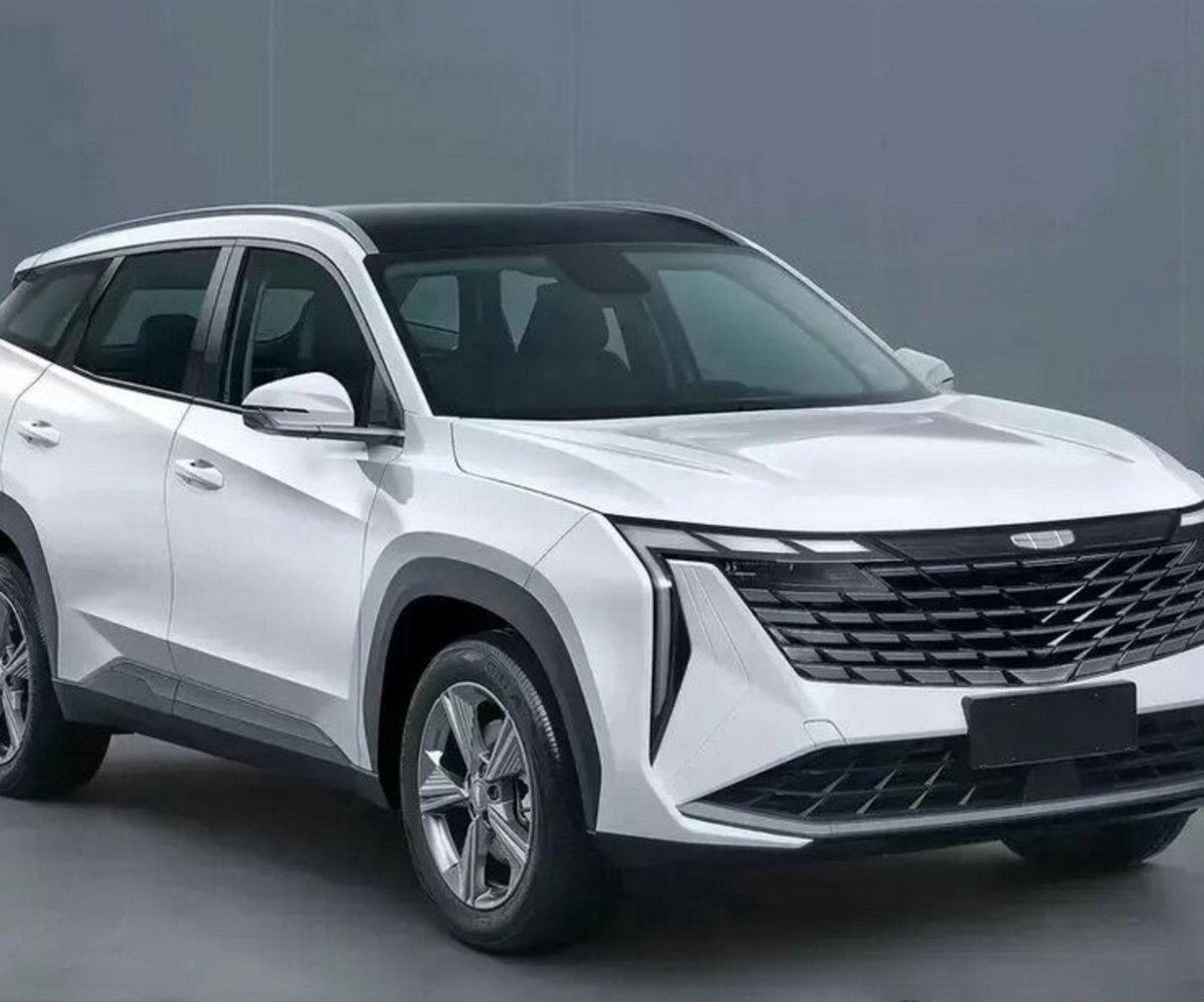 Новый Geely Atlas 2023