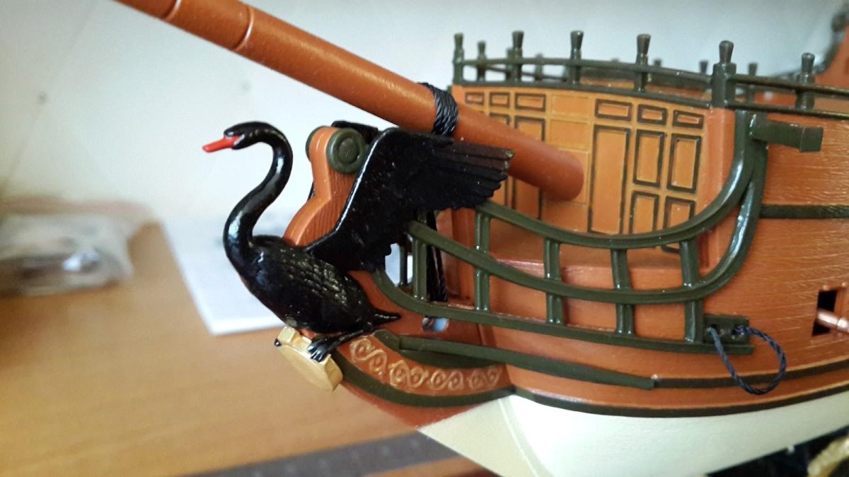 Черный лебедь корабль