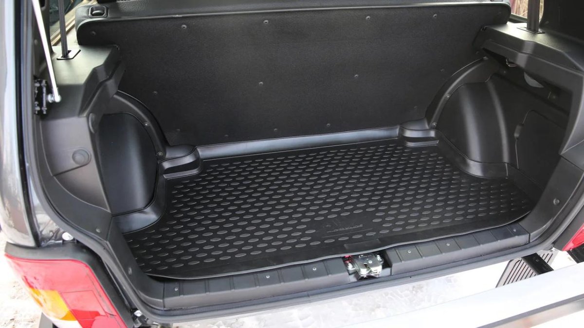 Ковер багажника Нива 2121