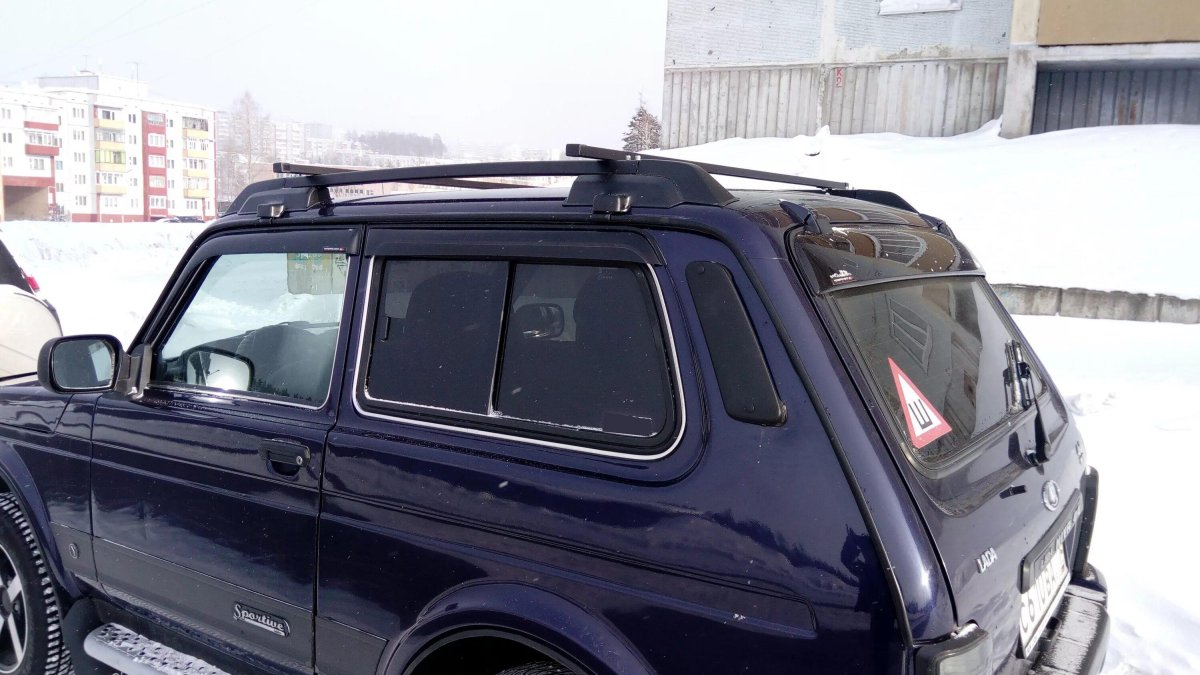 Нива 21214 с рейлингами