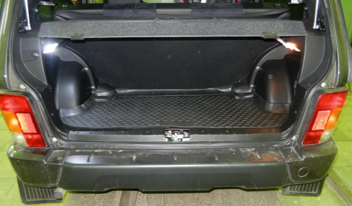 Нива Урбан багажник